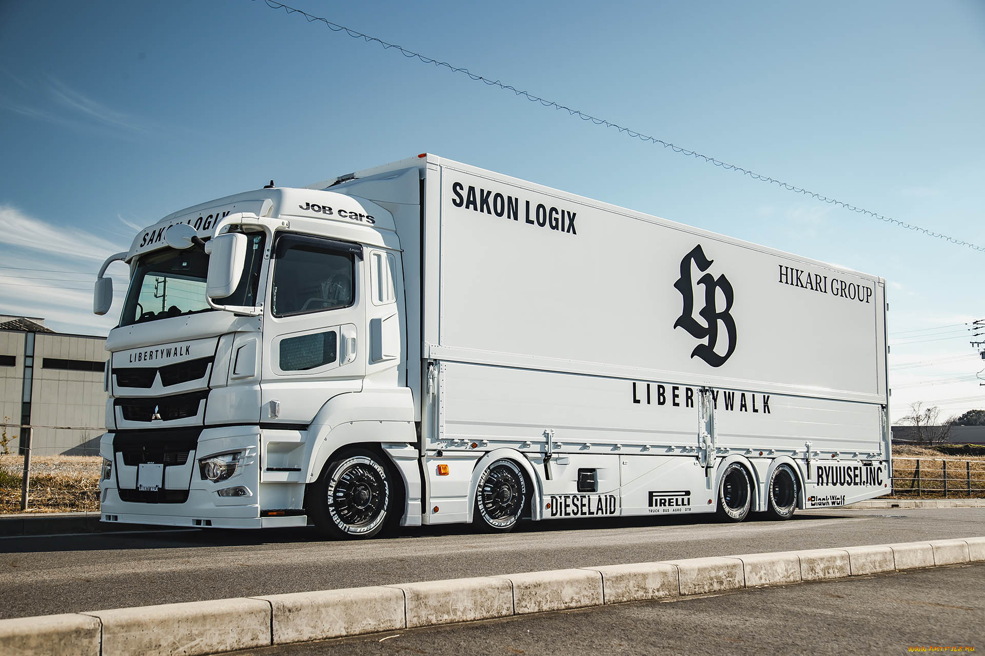 , mitsubishi trucks, lbwk